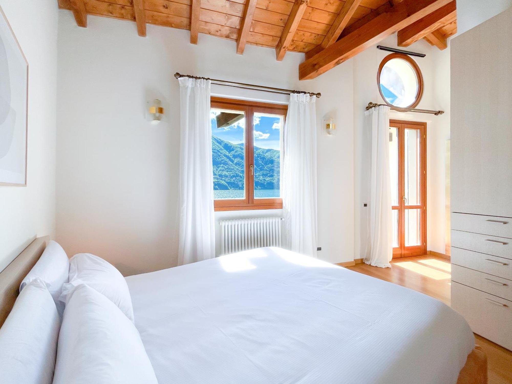 Villa Luminosa Laglio - Private Parking, Garden Exterior foto